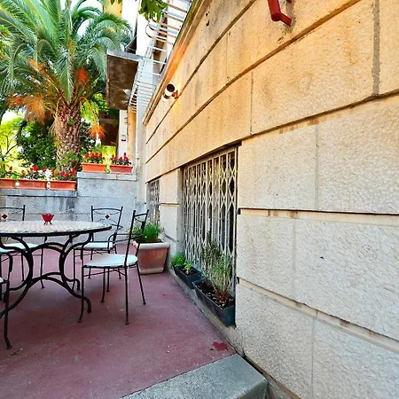 Spalatum Pensionat 3*
