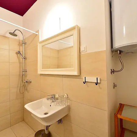 Spalatum Guest house 3*