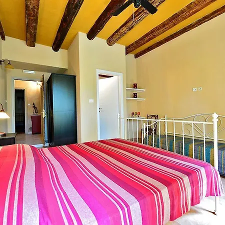 Spalatum Guest house 3*
