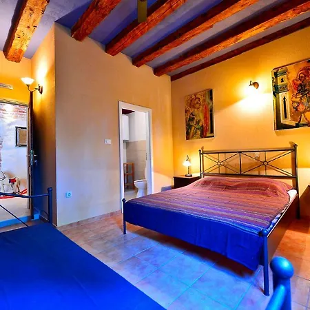 Spalatum Guest house 3*